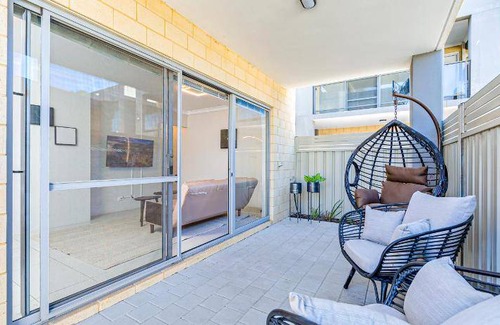 Middle Swan Apartment | 70 m² Apartment ∙ 2 bedrooms ∙ 5 guests