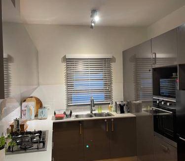 Blacktown House | 70 m² House ∙ 2 bedrooms ∙ 4 guests