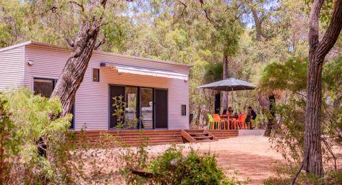 Hamelin Bay House | 70 m² House ∙ 4 bedrooms ∙ 12 guests