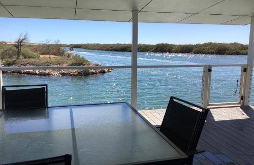 Babbage Island Apartment | 70 m² Serviced apartment ∙ 2 bedrooms ∙ 6 guests