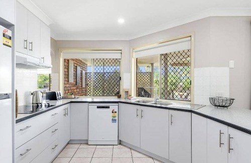 Eli Waters House | 747 m² House ∙ 4 bedrooms ∙ 7 guests