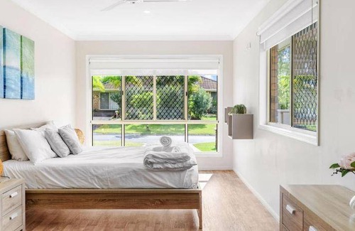 Eli Waters House | 747 m² House ∙ 4 bedrooms ∙ 7 guests