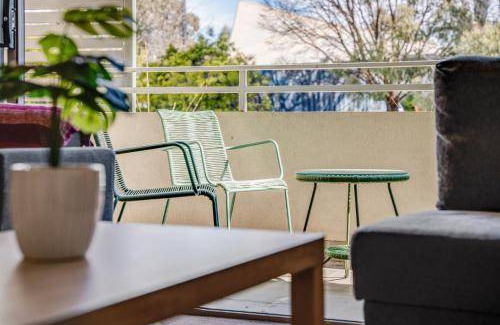 Curtin Apartment | 76 m² Apartment ∙ 2 bedrooms ∙ 4 guests