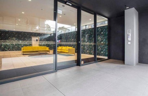 Bundoora Apartment | 80 m² Apartment ∙ 2 bedrooms ∙ 4 guests