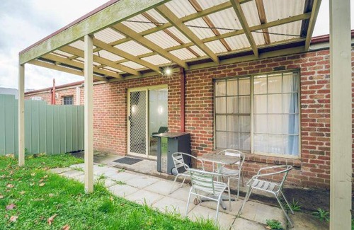 Lilydale Hotel | 80 m² Motel ∙ 2 bedrooms ∙ 127 guests