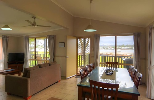 North Batemans Bay Resort | 80 m² Resort ∙ 3 bedrooms ∙ 8 guests