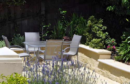 South Hobart Apartment | 80 m² Serviced apartment ∙ 2 bedrooms ∙ 6 guests