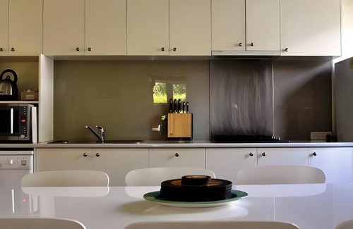 South Hobart Apartment | 80 m² Serviced apartment ∙ 2 bedrooms ∙ 6 guests