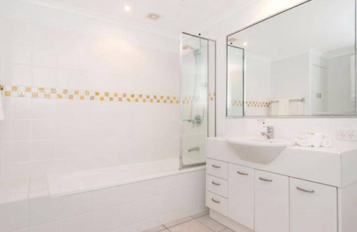 Noosaville Apartment | 85 m² Serviced apartment ∙ 5 guests