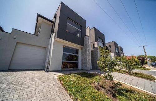 Christies Beach House | 87 m² House ∙ 3 bedrooms ∙ 9 guests