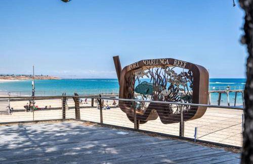 Christies Beach House | 87 m² House ∙ 3 bedrooms ∙ 9 guests