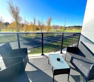 Phillip Apartment | 90 m² Apartment ∙ 2 bedrooms ∙ 6 guests