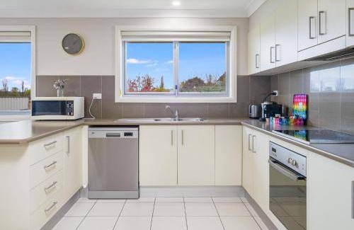 Berridale House | 90 m² House ∙ 4 bedrooms ∙ 10 guests