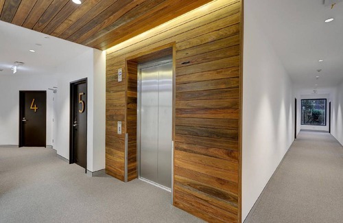 Hawthorn East Apartment | 93 m² Serviced apartment ∙ 3 bedrooms ∙ 10 guests