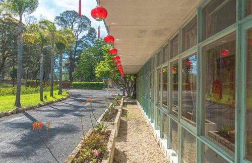 Eden Hotel | 98 m² Motel ∙ 3 bedrooms ∙ 127 guests