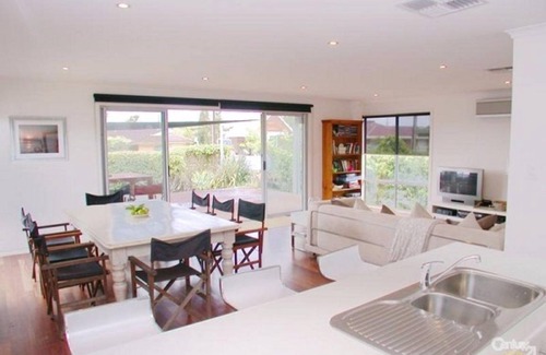 Port Willunga House | 999 m² House ∙ 4 bedrooms ∙ 12 guests