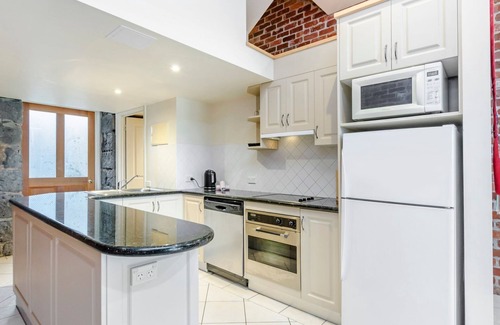 Port Fairy House | A 3 storey home with views of the Moyne River