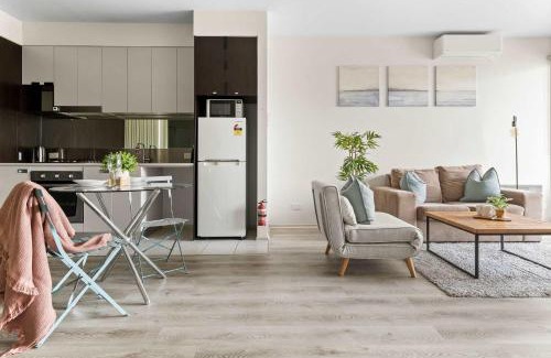 Kensington Apartment | A Cozy & Modern Apt Near to Flemington Races