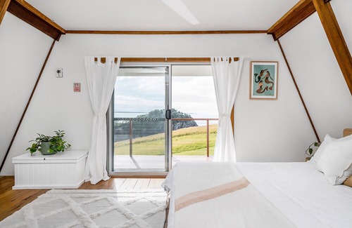 Scotts Head House | A PERFECT STAY - A Frame