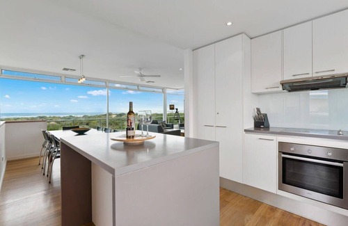 Middleton House | Absolute Luxury Beachfront - Middleton