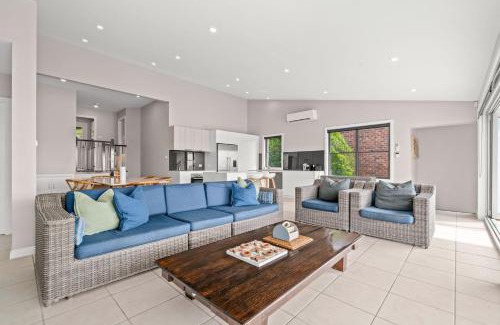 Avoca Beach House | Absolutely Avoca - beautiful views for the family