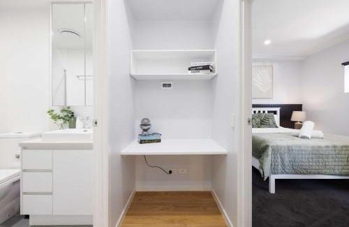 West End Apartment | Adorable Fresh 1BR Apt with parking Central WIFI