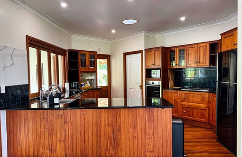 Aloomba House | Ahana Hillside