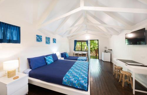 Airlie Beach Resort | Airlie Beach Magnums - Adults Only