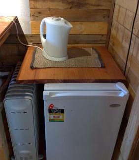 East Side Hostel | Alice's Secret Travellers Inn