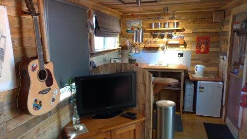 East Side Hostel | Alice's Secret Travellers Inn