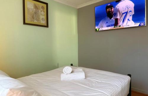 Warrane Apartment | All-Seasons Comfort - Close to CBD & Air port