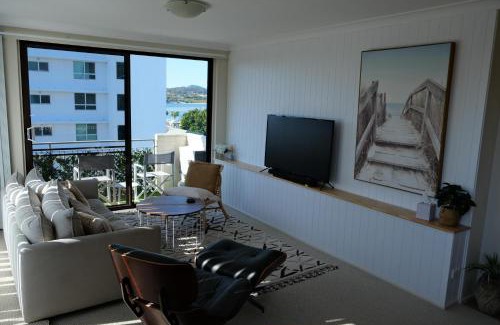 Tuncurry Apartment | Amaroo 44