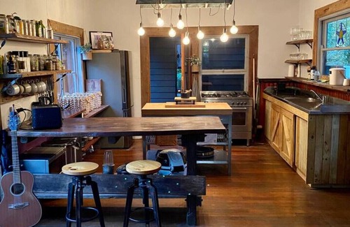 Montville House | Ananda Eco House - Rainforest Retreat