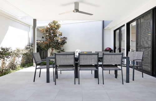 Shell Cove House | Anchor’s Rest — Stay 3 Pay 2