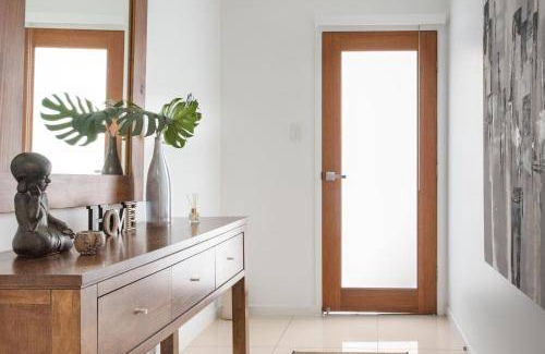 Wooloowin Apartment | Apartment ∙ 1 bedroom ∙ 2 guests