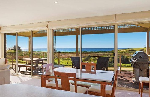 North Narooma Apartment | Apartment ∙ 2 bedrooms ∙ 4 guests