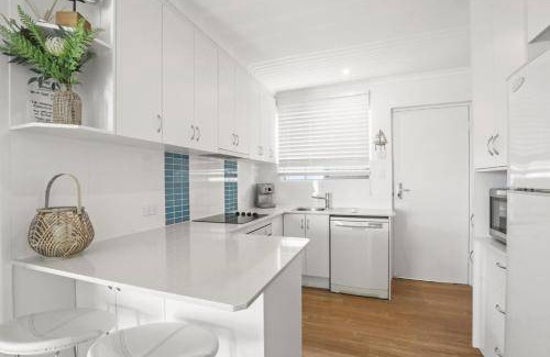 Kings Beach Apartment | Apartment ∙ 2 bedrooms ∙ 5 guests
