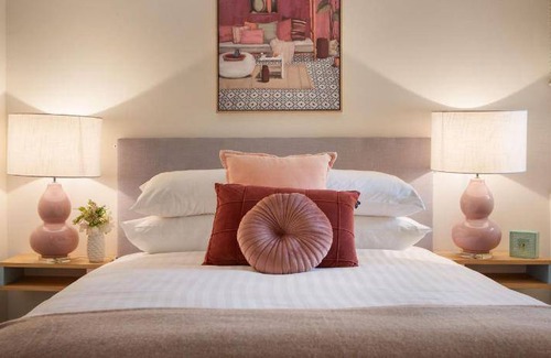 Strathfield Apartment | Apartment ∙ 2 bedrooms ∙ 4 guests