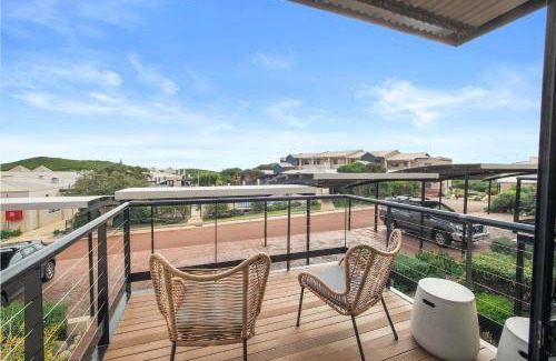Gnarabup Apartment | Apartment ∙ 2 bedrooms ∙ 4 guests