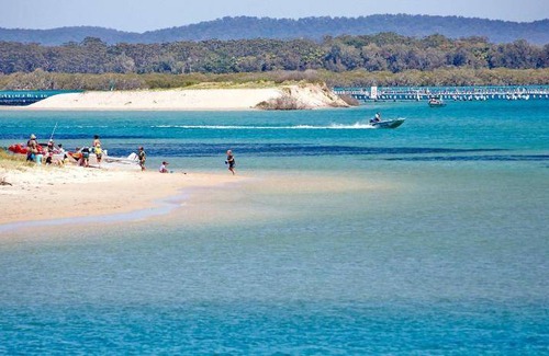 Tuncurry Apartment | Apartment ∙ 2 bedrooms ∙ 4 guests