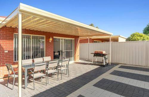 Renmark Apartment | Apartment ∙ 2 bedrooms ∙ 4 guests