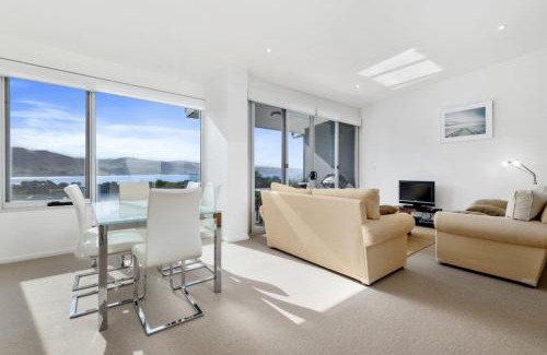 Apollo Bay Apartment | Apollo Blue 11