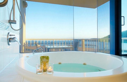 Airlie Beach Apartment | at Whitsunday Vista Holiday Apartments