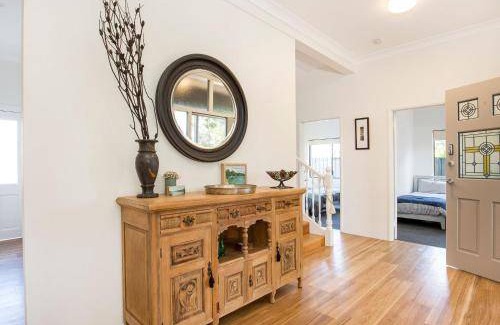 Culburra Beach House | 400 m² House ∙ 4 bedrooms ∙ 10 guests
