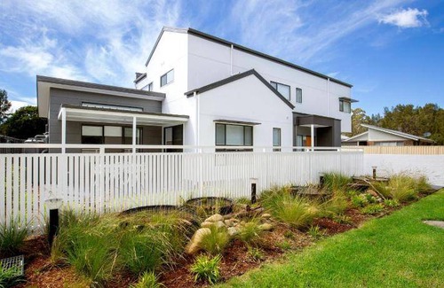 Culburra Beach House | 256 m² House ∙ 4 bedrooms ∙ 10 guests