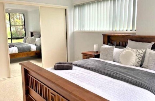 Salamander Bay House | House ∙ 5 bedrooms ∙ 10 guests