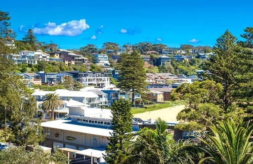 Avoca Beach Apartment | Avoca Beach Penthouse - Luxury penthouse with views across entire sweep of the beach