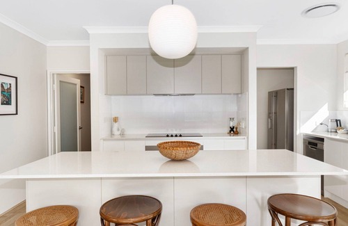 Dunsborough House | Barry's Holiday Home Dunsborough