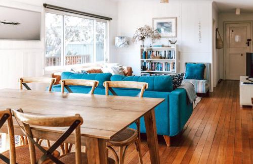 Binalong Bay House | Bay of Fires - Beachfront - Sloop Cottage