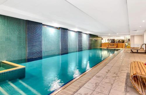 Glenelg Apartment | 'Bayside Pines' Resort-style Haven on Glenelg Beach